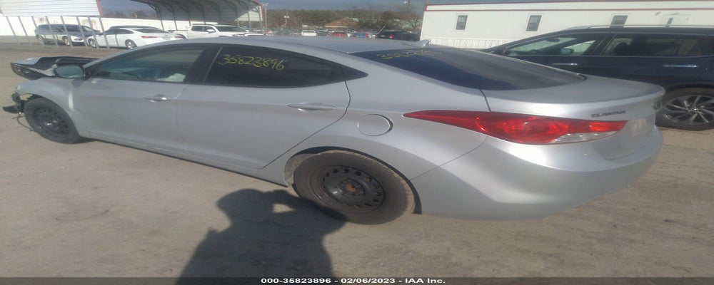 KMHDH4AE8BU148187 2011 HYUNDAI ELANTRA photo no. 3
