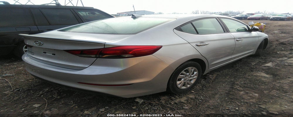 5NPD74LF4HH207235 2017 HYUNDAI ELANTRA photo no. 4