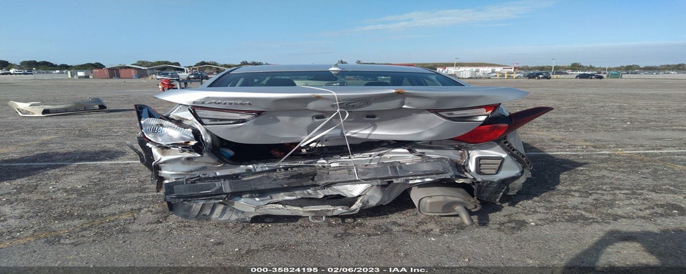 KMHDH4AE8FU225162 2015 HYUNDAI ELANTRA photo no. 6