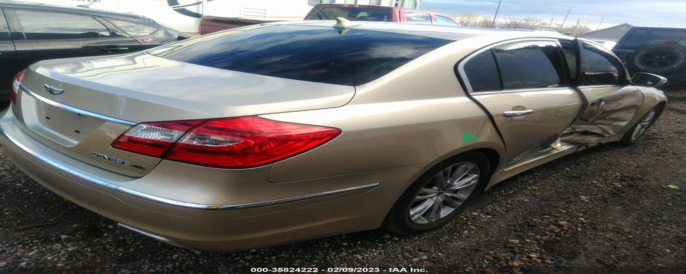 KMHGC4DF3CU165531 2012 HYUNDAI GENESIS photo no. 4
