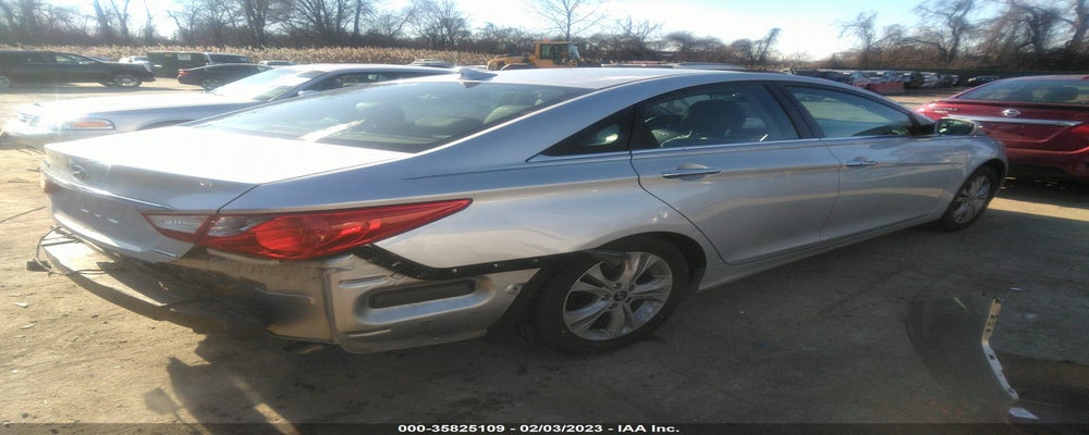 5NPEC4AC4DH605659 2013 HYUNDAI SONATA photo no. 4
