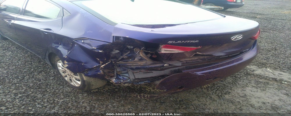 5NPDH4AEXBH025554 2011 HYUNDAI ELANTRA photo no. 6