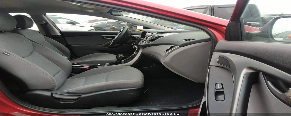 5NPDH4AE4GH765575 2016 HYUNDAI ELANTRA photo no. 5