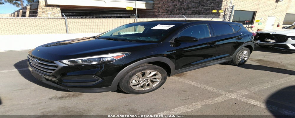 KM8J23A40HU427048 2017 HYUNDAI TUCSON photo no. 2