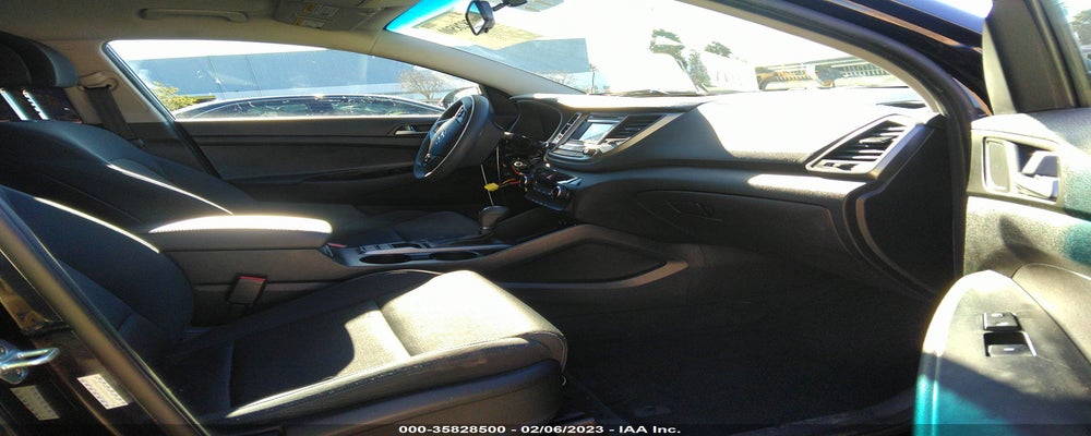 KM8J23A40HU427048 2017 HYUNDAI TUCSON photo no. 5