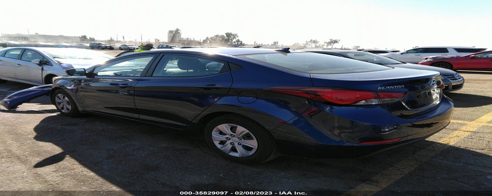 5NPDH4AE9GH717280 2016 HYUNDAI ELANTRA photo no. 3
