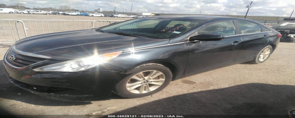 5NPEB4AC2DH681772 2013 HYUNDAI SONATA photo no. 2