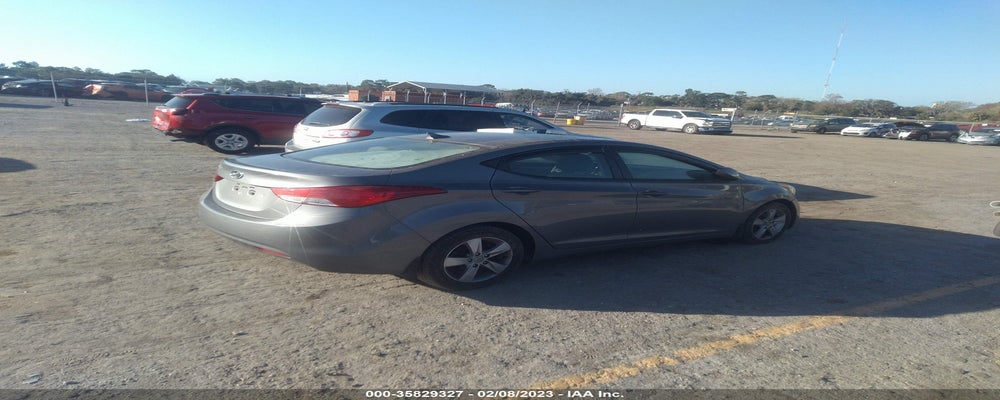 5NPDH4AE5DH375323 2013 HYUNDAI ELANTRA photo no. 4
