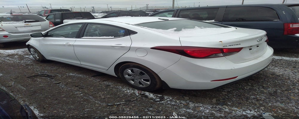 5NPDH4AE5GH795863 2016 HYUNDAI ELANTRA photo no. 3