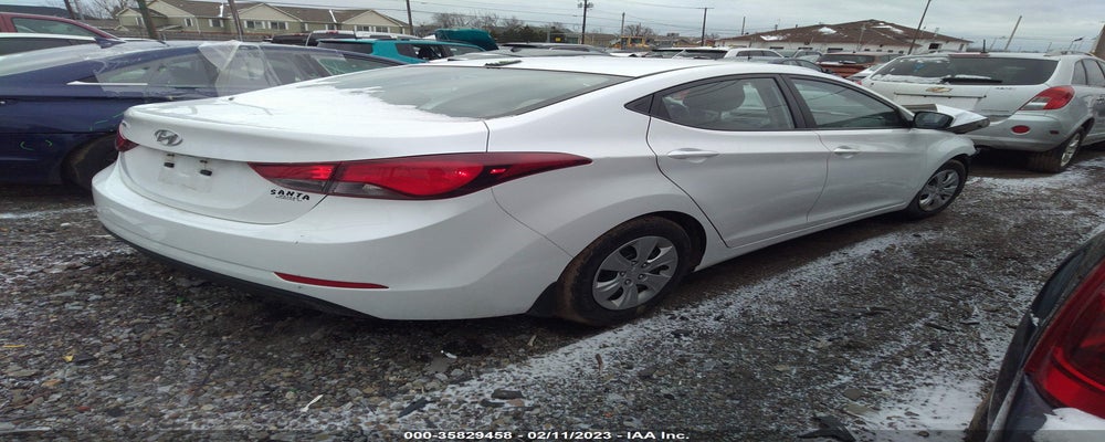 5NPDH4AE5GH795863 2016 HYUNDAI ELANTRA photo no. 4