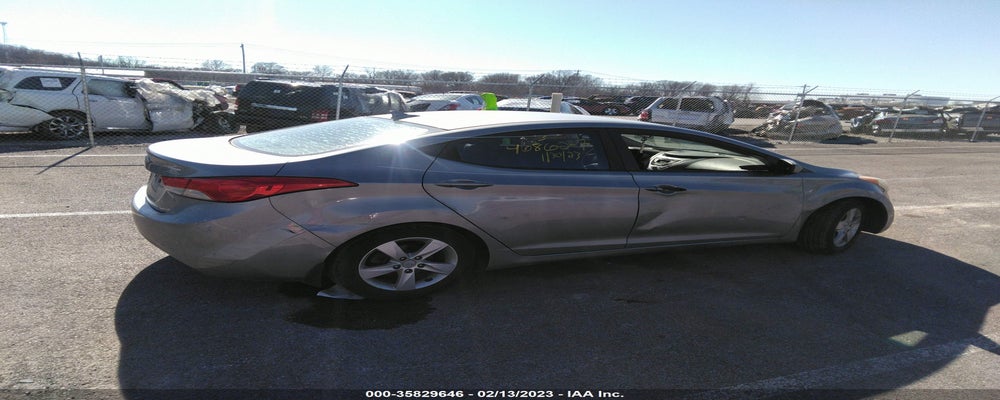 KMHDH4AE7BU095272 2011 HYUNDAI ELANTRA photo no. 4