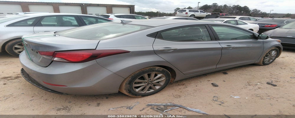 5NPDH4AE2GH729903 2016 HYUNDAI ELANTRA photo no. 4