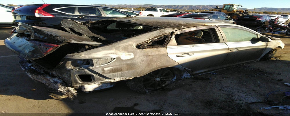 5NPE24AF0FH082270 2015 HYUNDAI SONATA photo no. 4