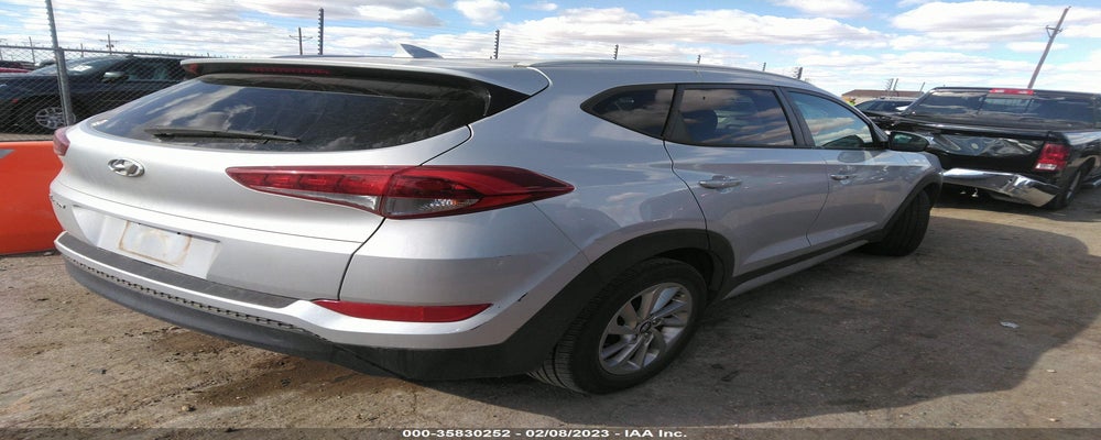 KM8J33A43HU480677 2017 HYUNDAI TUCSON photo no. 4