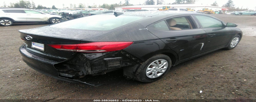 5NPD74LF2HH155720 2017 HYUNDAI ELANTRA photo no. 4