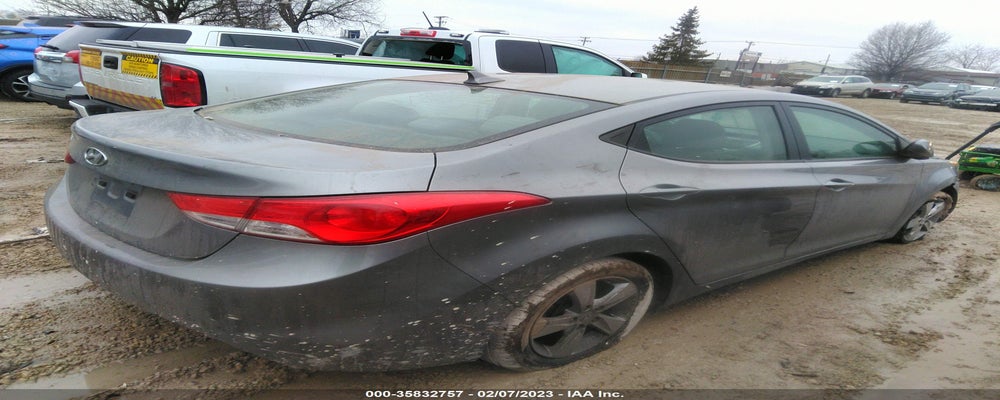 KMHDH4AE1BU114723 2011 HYUNDAI ELANTRA photo no. 4