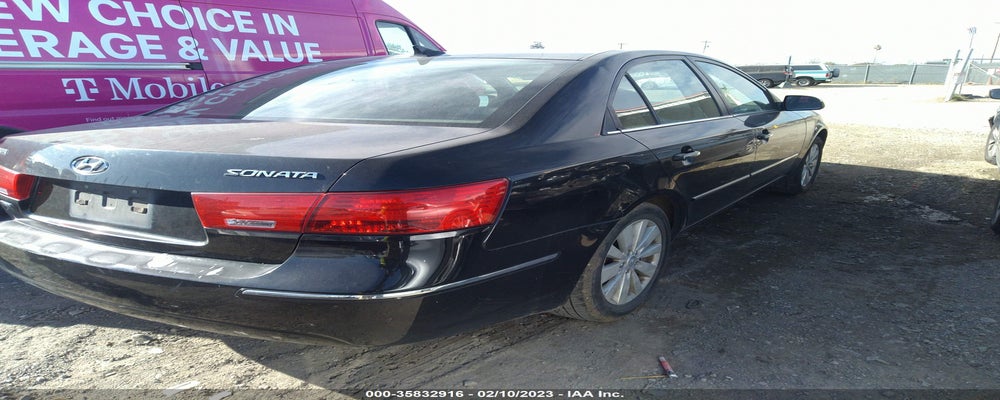 5NPEU4AC5AH587696 2010 HYUNDAI SONATA photo no. 4