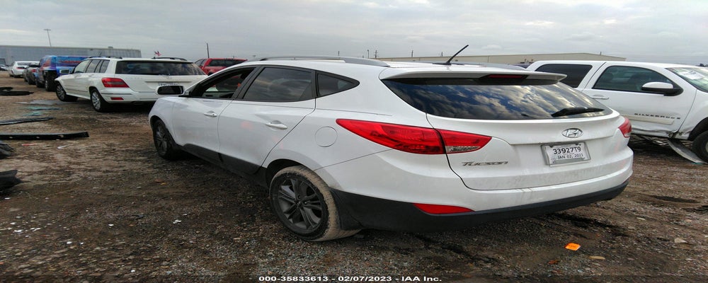KM8JU3AGXFU955746 2015 HYUNDAI TUCSON photo no. 3