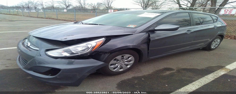 KMHCT5AE7HU336899 2017 HYUNDAI ACCENT photo no. 2