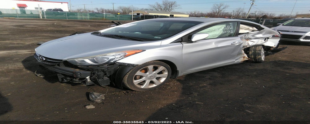 5NPDH4AE4DH182466 2013 HYUNDAI ELANTRA photo no. 2