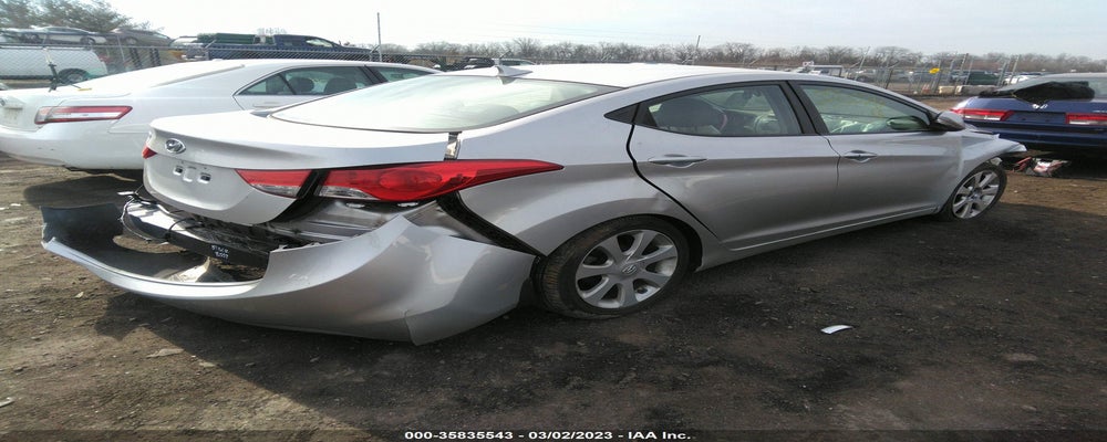 5NPDH4AE4DH182466 2013 HYUNDAI ELANTRA photo no. 4