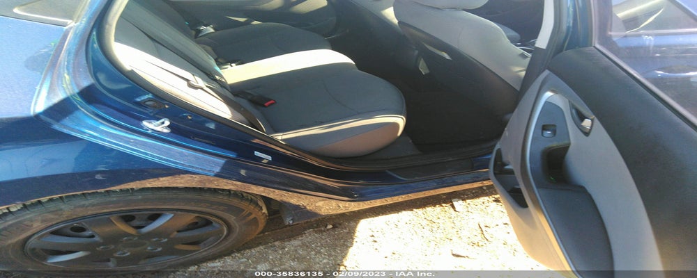 5NPDH4AE0GH665733 2016 HYUNDAI ELANTRA photo no. 8