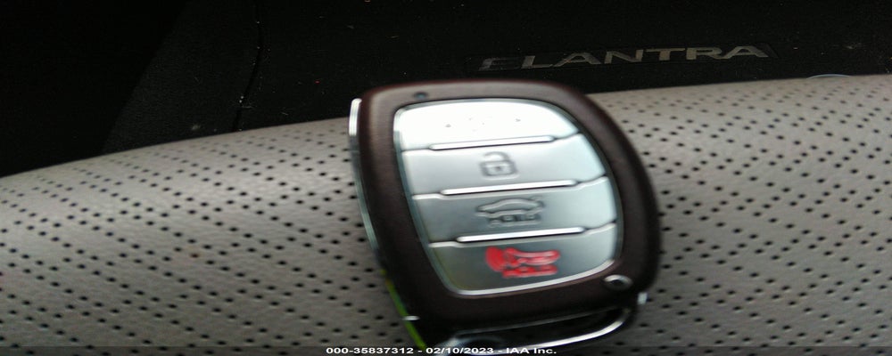 KMHD84LF9HU328678 2017 HYUNDAI ELANTRA photo no. 11
