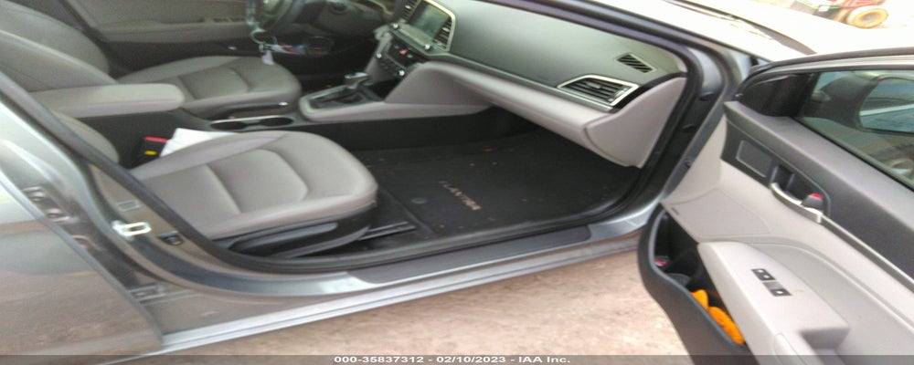 KMHD84LF9HU328678 2017 HYUNDAI ELANTRA photo no. 5
