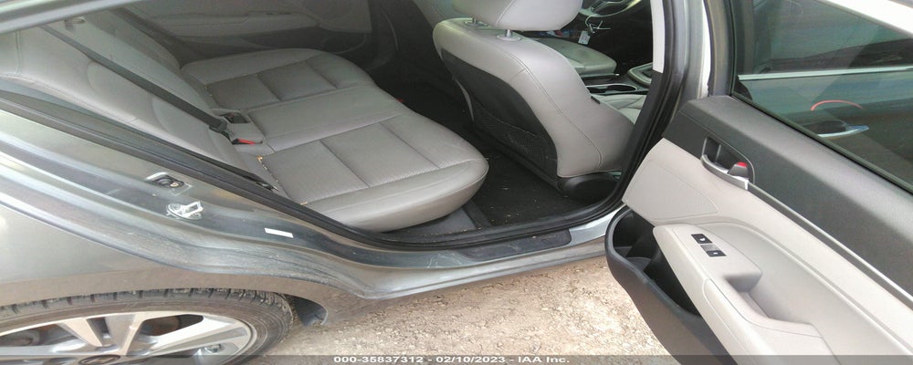 KMHD84LF9HU328678 2017 HYUNDAI ELANTRA photo no. 8
