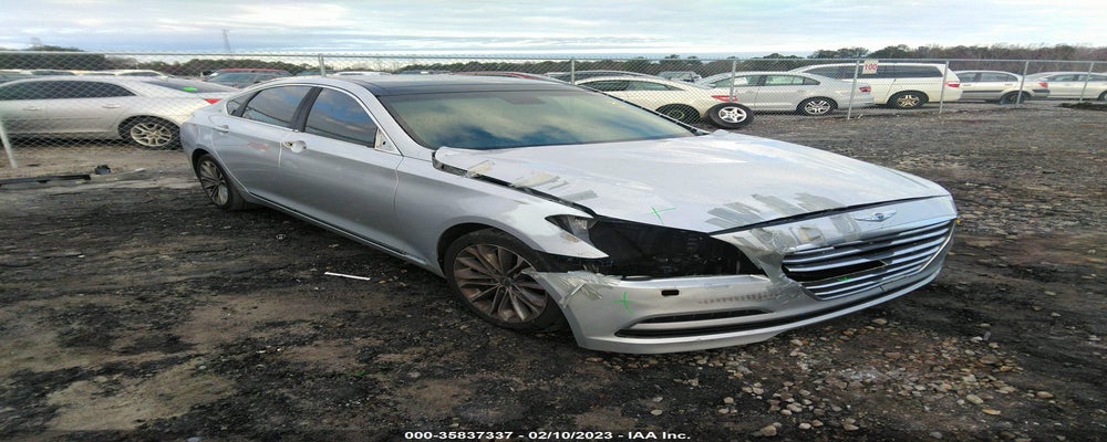 KMHGN4JE8FU082591 2015 HYUNDAI GENESIS photo no. 2