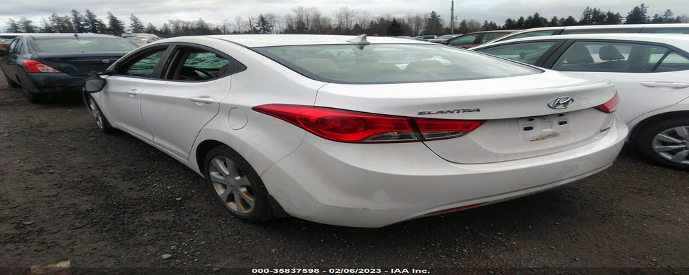 5NPDH4AE3DH430934 2013 HYUNDAI ELANTRA photo no. 3