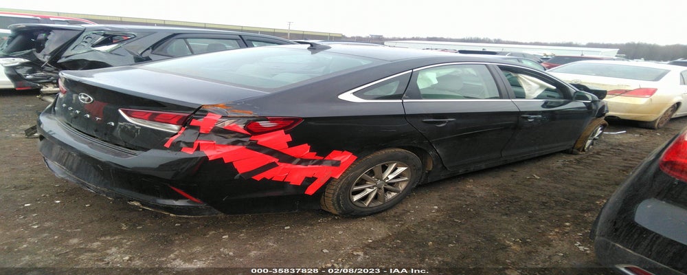 5NPE24AF7JH701830 2018 HYUNDAI SONATA photo no. 4