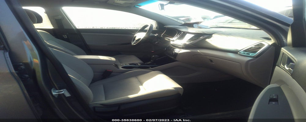 KM8J3CA40JU747294 2018 HYUNDAI TUCSON photo no. 5