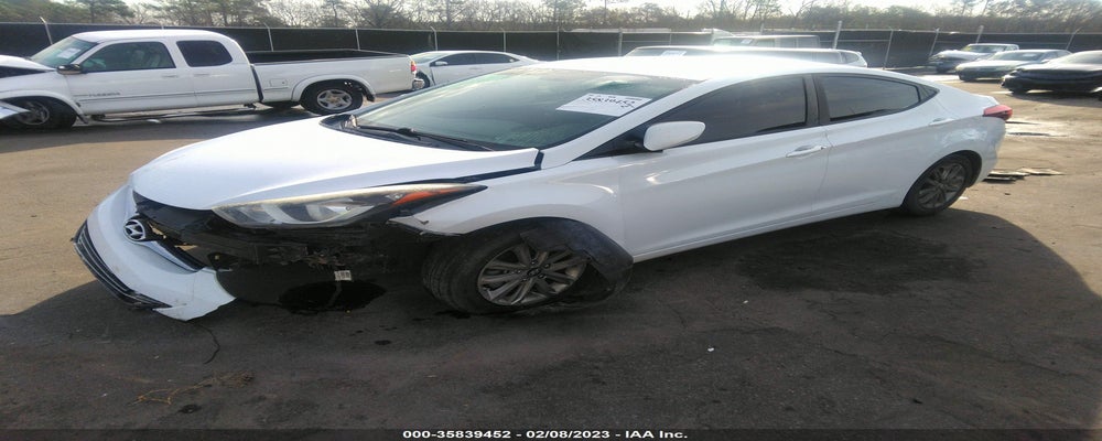 5NPDH4AE7GH758880 2016 HYUNDAI ELANTRA photo no. 2