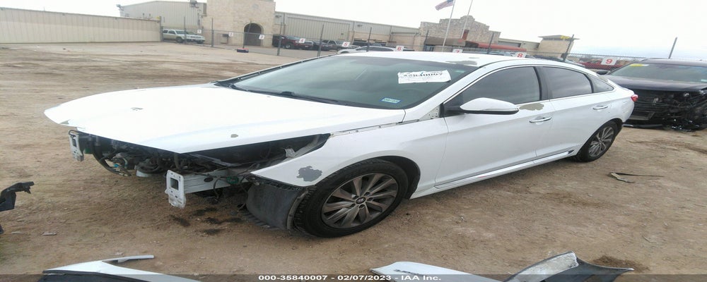5NPE34AF4FH072354 2015 HYUNDAI SONATA photo no. 2