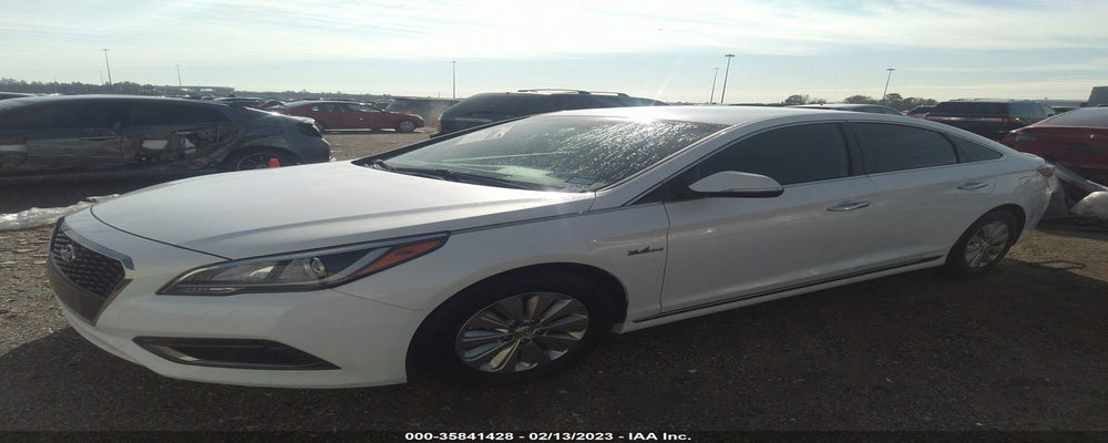 KMHE24L35HA075114 2017 HYUNDAI SONATA HYBRID photo no. 2