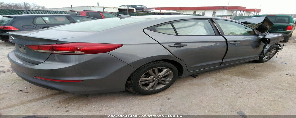 5NPD84LF7JH278321 2018 HYUNDAI ELANTRA photo no. 4
