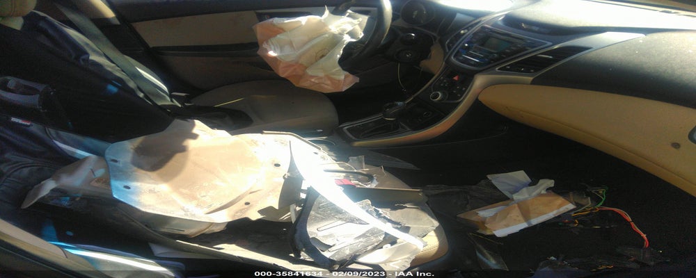 5NPDH4AE3FH574017 2015 HYUNDAI ELANTRA photo no. 5