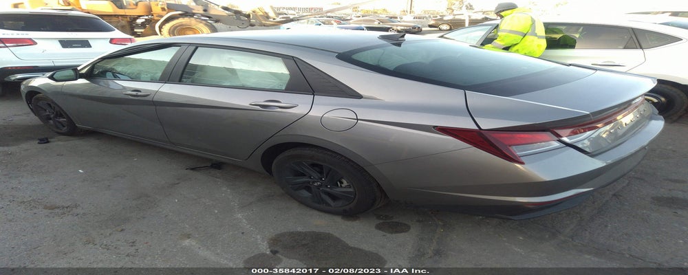 KMHLM4AG9NU365292 2022 HYUNDAI ELANTRA photo no. 3