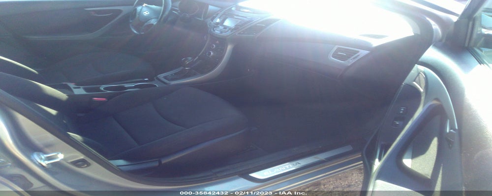KMHDH4AE4GU480683 2016 HYUNDAI ELANTRA photo no. 5