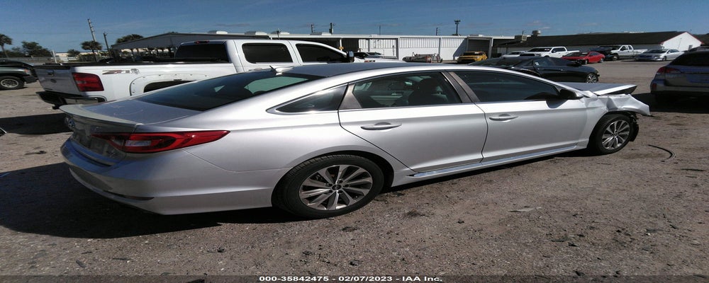 5NPE34AF6FH059458 2015 HYUNDAI SONATA photo no. 4