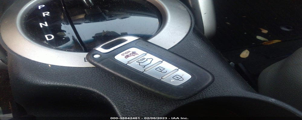 KMHTC6AD9CU054303 2012 HYUNDAI VELOSTER photo no. 11