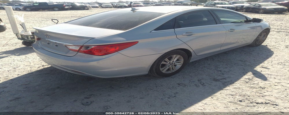 5NPEB4AC5DH678879 2013 HYUNDAI SONATA photo no. 4