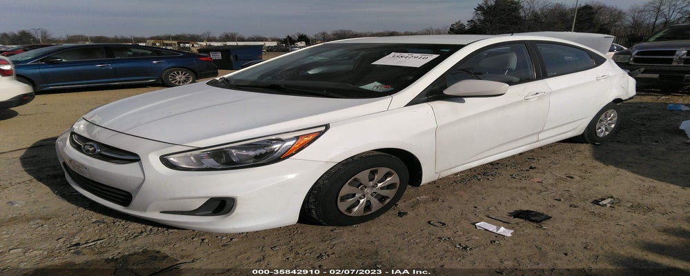 KMHCT4AE1GU015353 2016 HYUNDAI ACCENT photo no. 2