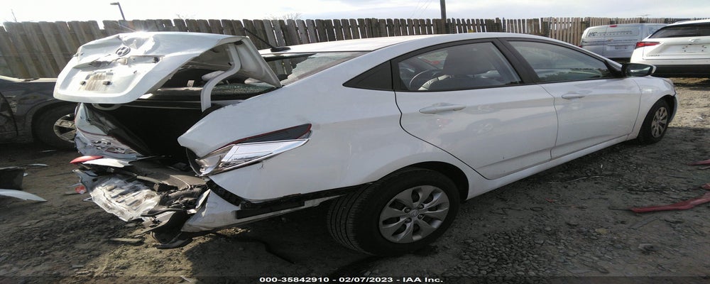 KMHCT4AE1GU015353 2016 HYUNDAI ACCENT photo no. 4