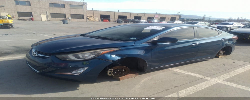KMHDH4AEXFU330768 2015 HYUNDAI ELANTRA photo no. 2