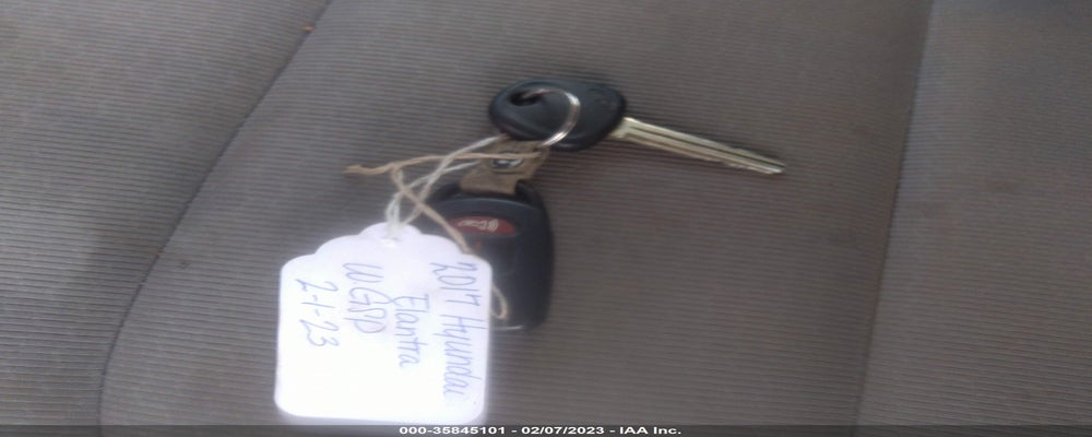 5NPD84LF9HH007268 2017 HYUNDAI ELANTRA photo no. 11