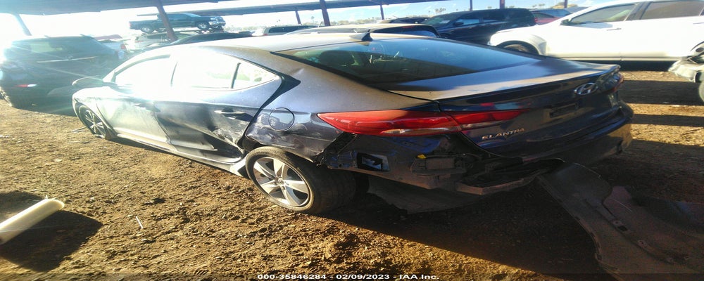 5NPD84LF4JH217976 2018 HYUNDAI ELANTRA photo no. 3