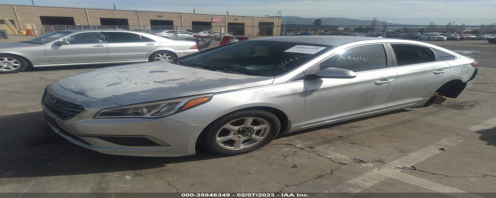 5NPE24AFXGH312219 2016 HYUNDAI SONATA photo no. 2