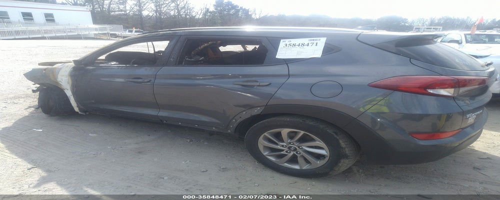 KM8J3CA47JU741766 2018 HYUNDAI TUCSON photo no. 3